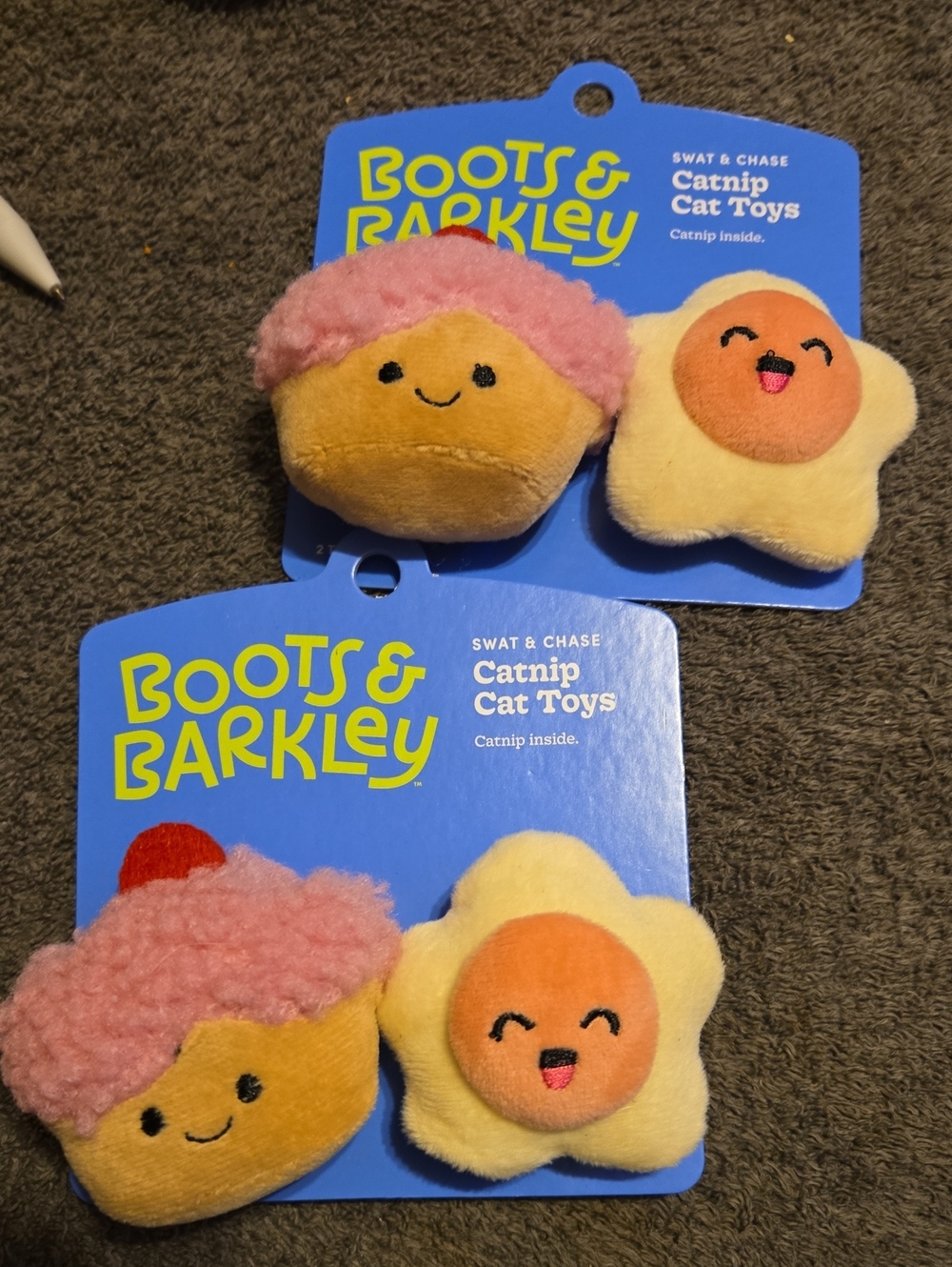 Boots & Barkley Pink Cupcake and Yellow Star Catnip Plush Toys 2 Sets 515